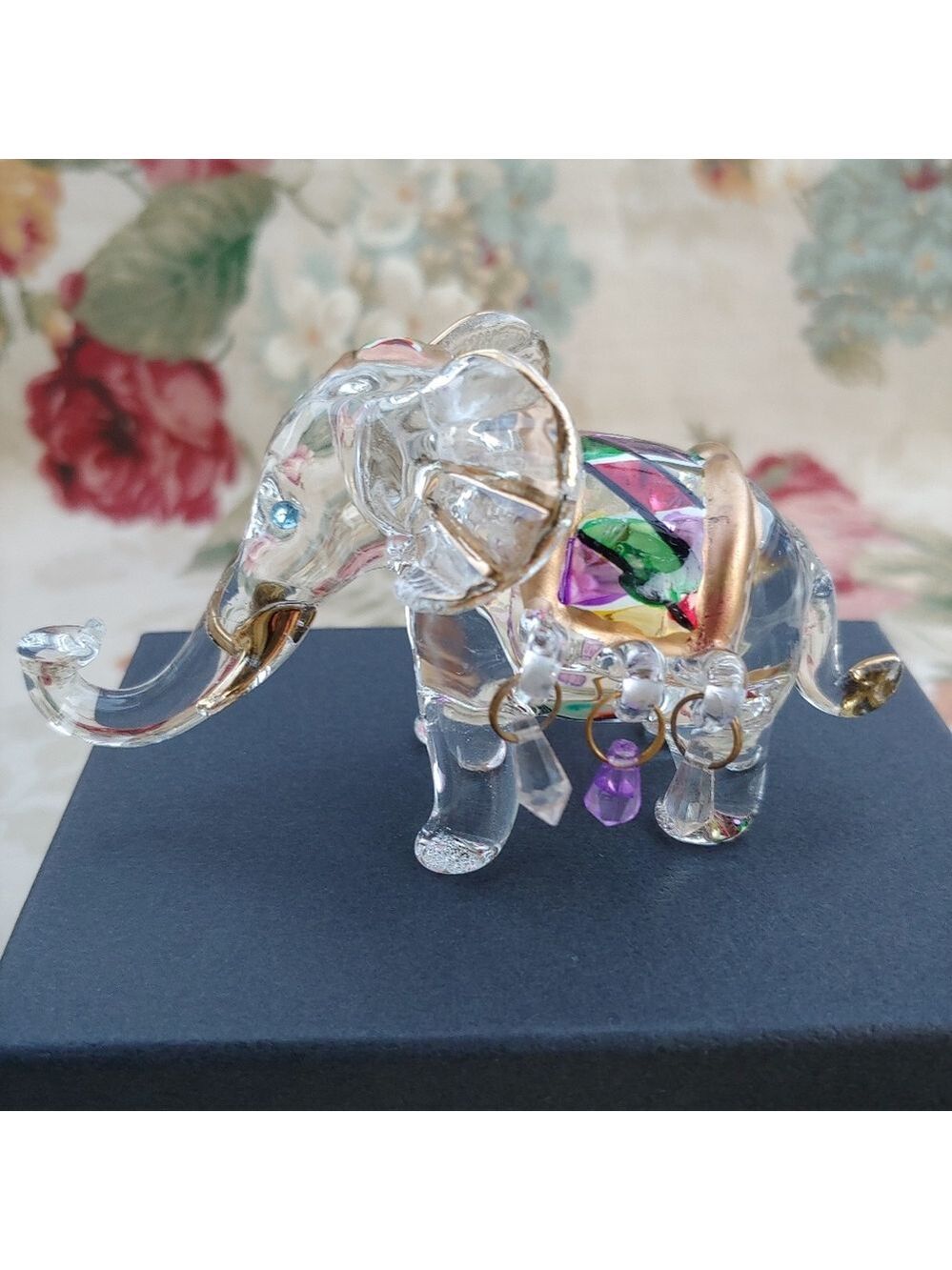 Crystal Elephant Figurine with Gold Tone Accents 4"x2"x2" - Picture 4 of 17